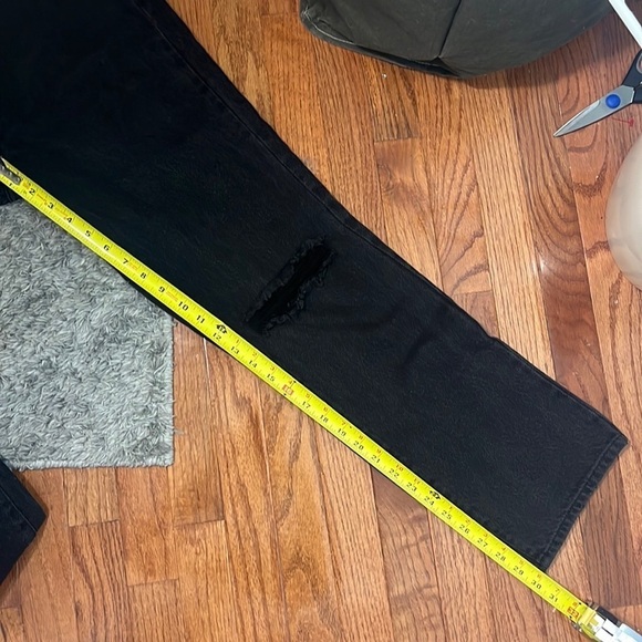 NWT PacSun Dark Grey Distressed High Waisted Dad Jeans Size 28 - Picture 13 of 13